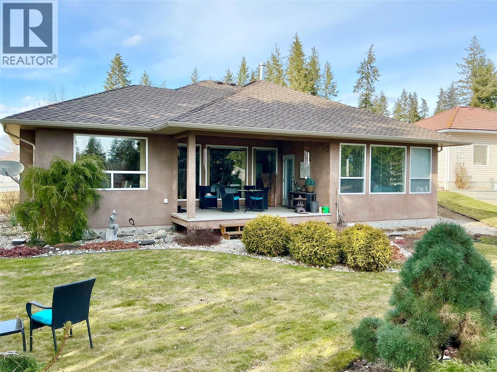 2523 Golf View Crescent. Blind Bay, British Columbia