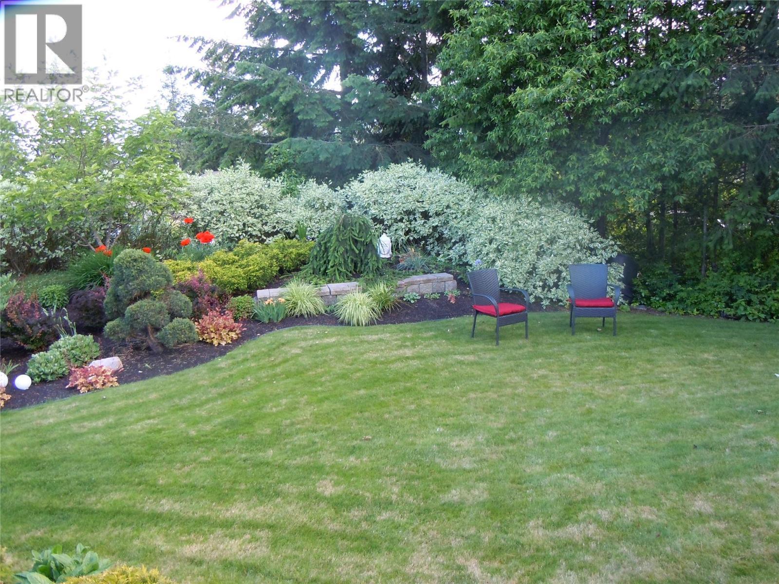 2523 Golf View Crescent. Blind Bay, British Columbia