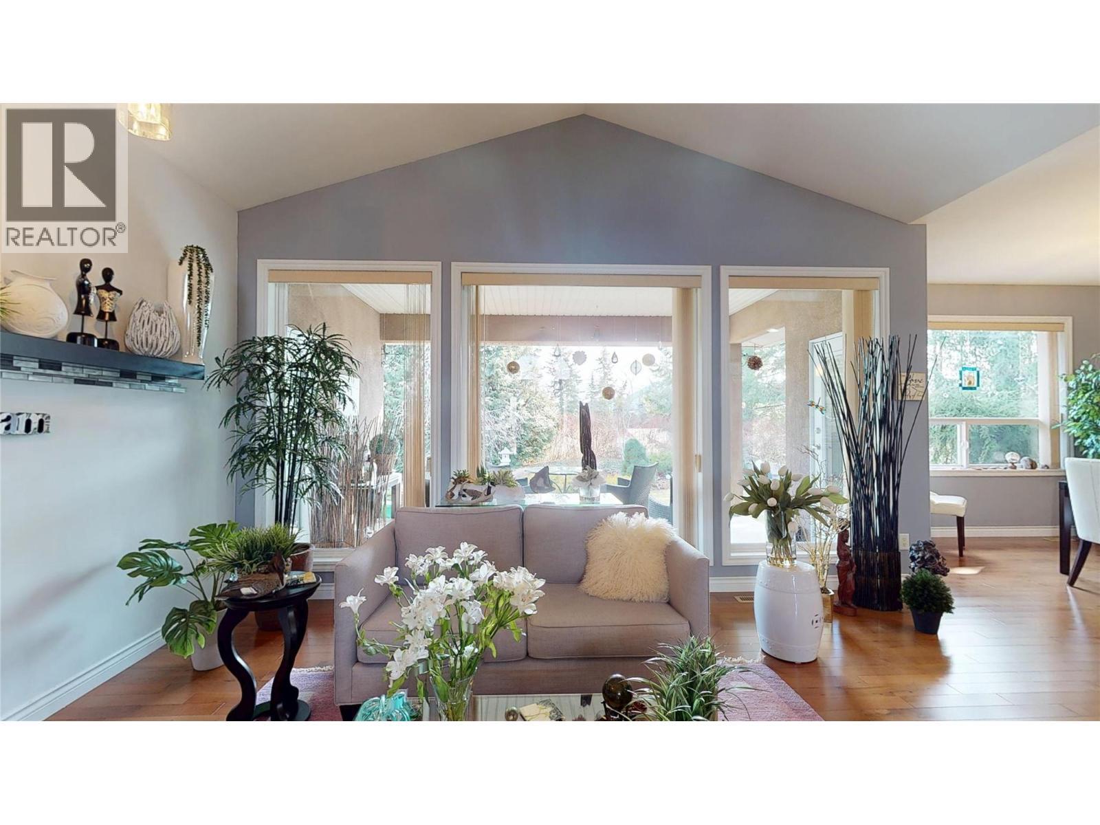 2523 Golf View Crescent. Blind Bay, British Columbia