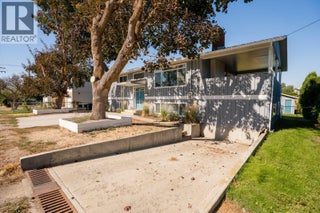 714 Young Road. Kelowna, British Columbia