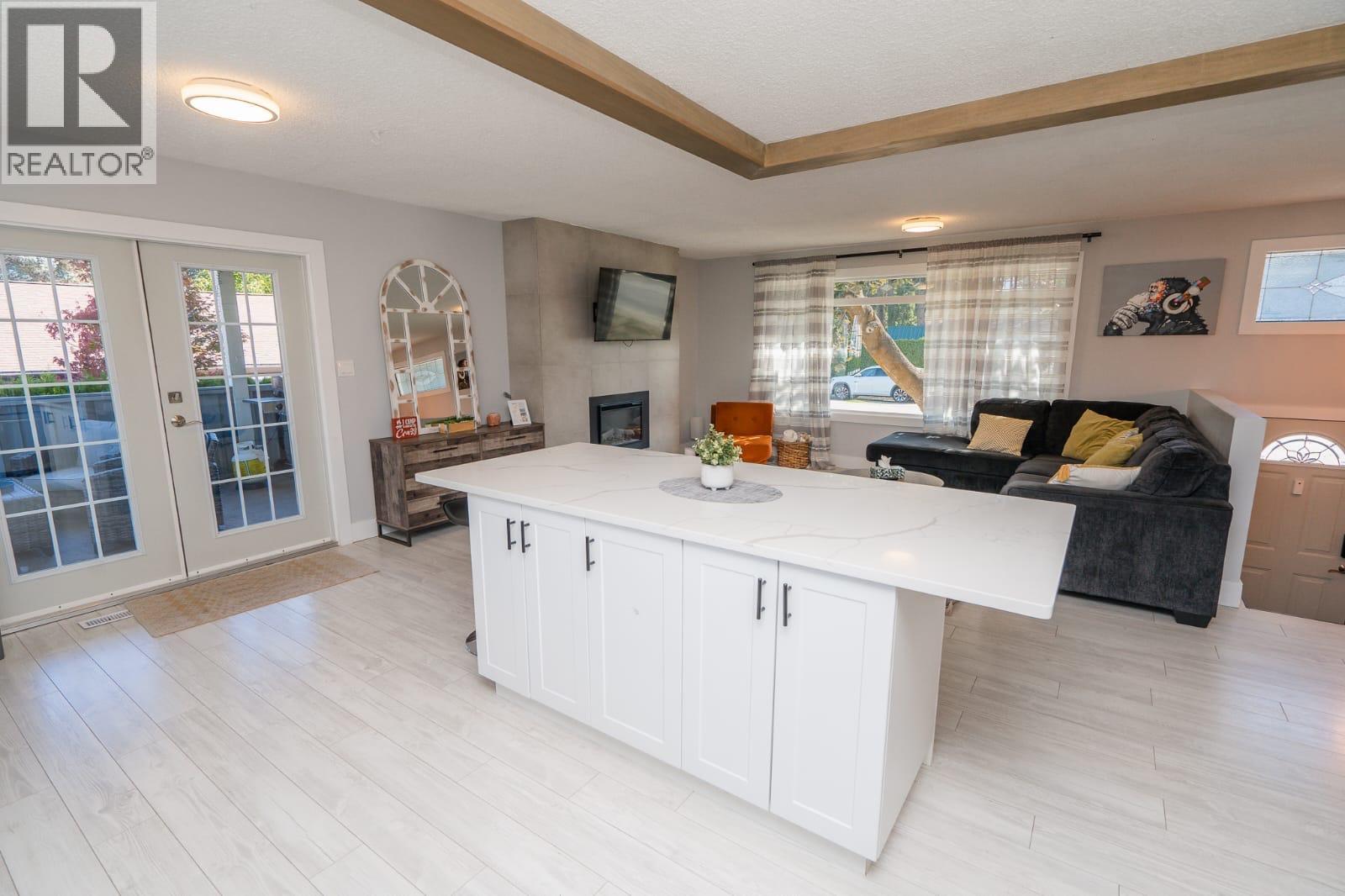 714 Young Road. Kelowna, British Columbia