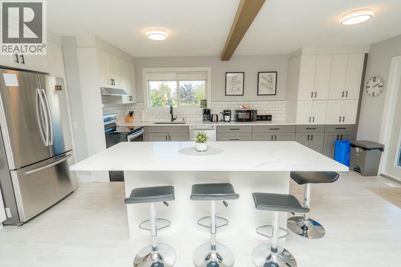 714 Young Road. Kelowna, British Columbia