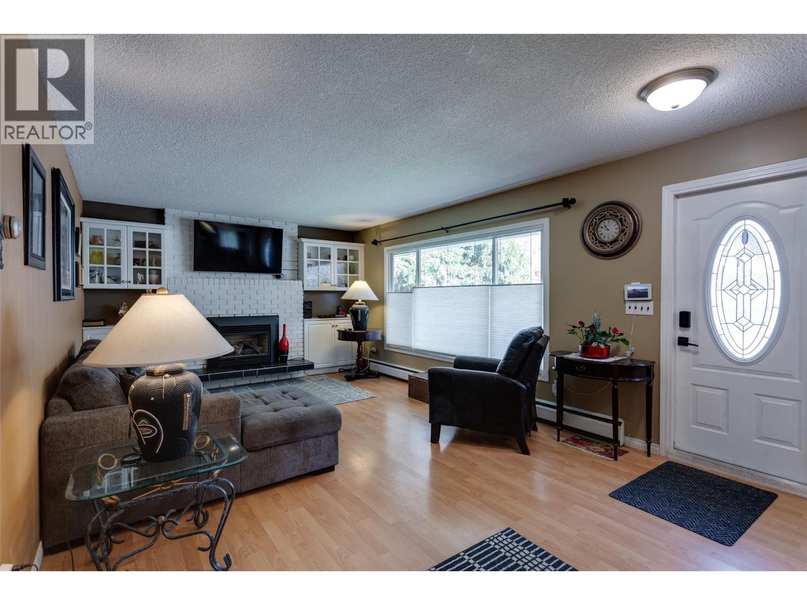 1710 Hollywood Road S. Kelowna, British Columbia