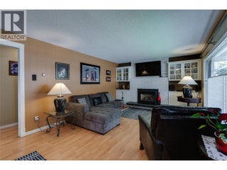 1710 Hollywood Road S. Kelowna, British Columbia