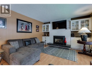 1710 Hollywood Road S. Kelowna, British Columbia