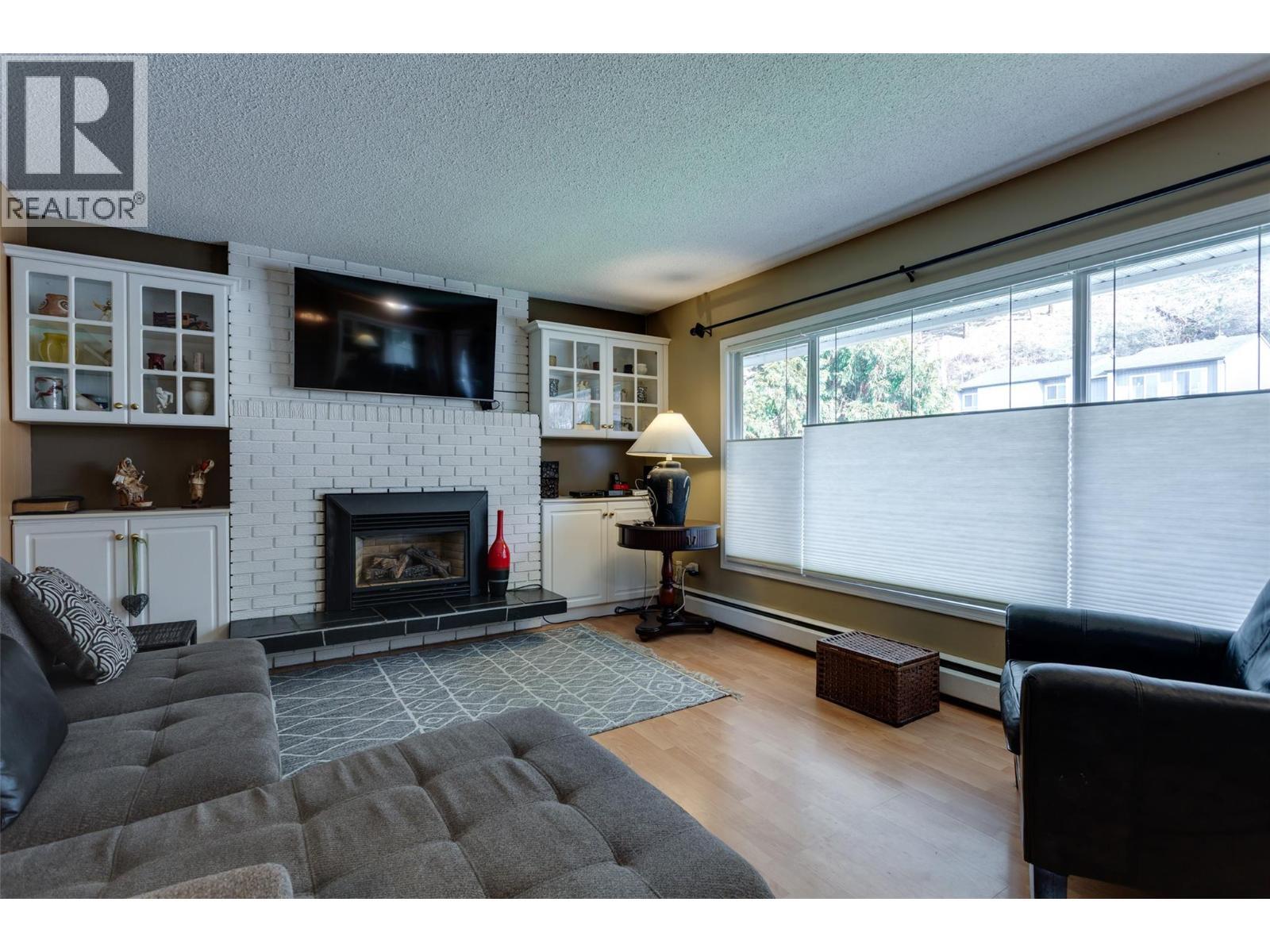 1710 Hollywood Road S. Kelowna, British Columbia