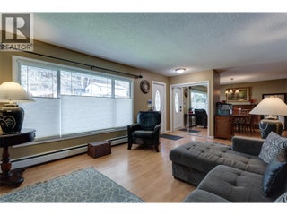 1710 Hollywood Road S. Kelowna, British Columbia