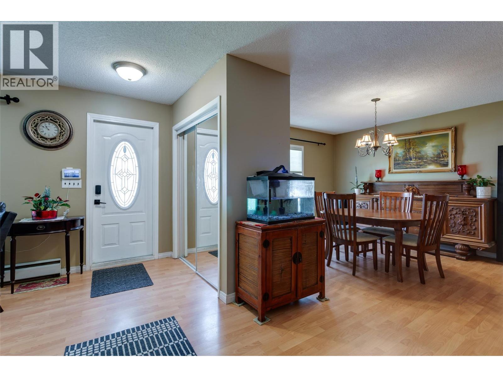 1710 Hollywood Road S. Kelowna, British Columbia