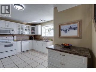 1710 Hollywood Road S. Kelowna, British Columbia