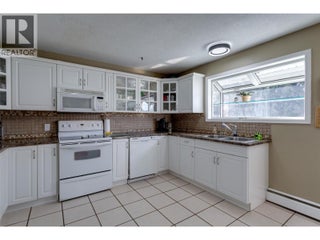 1710 Hollywood Road S. Kelowna, British Columbia