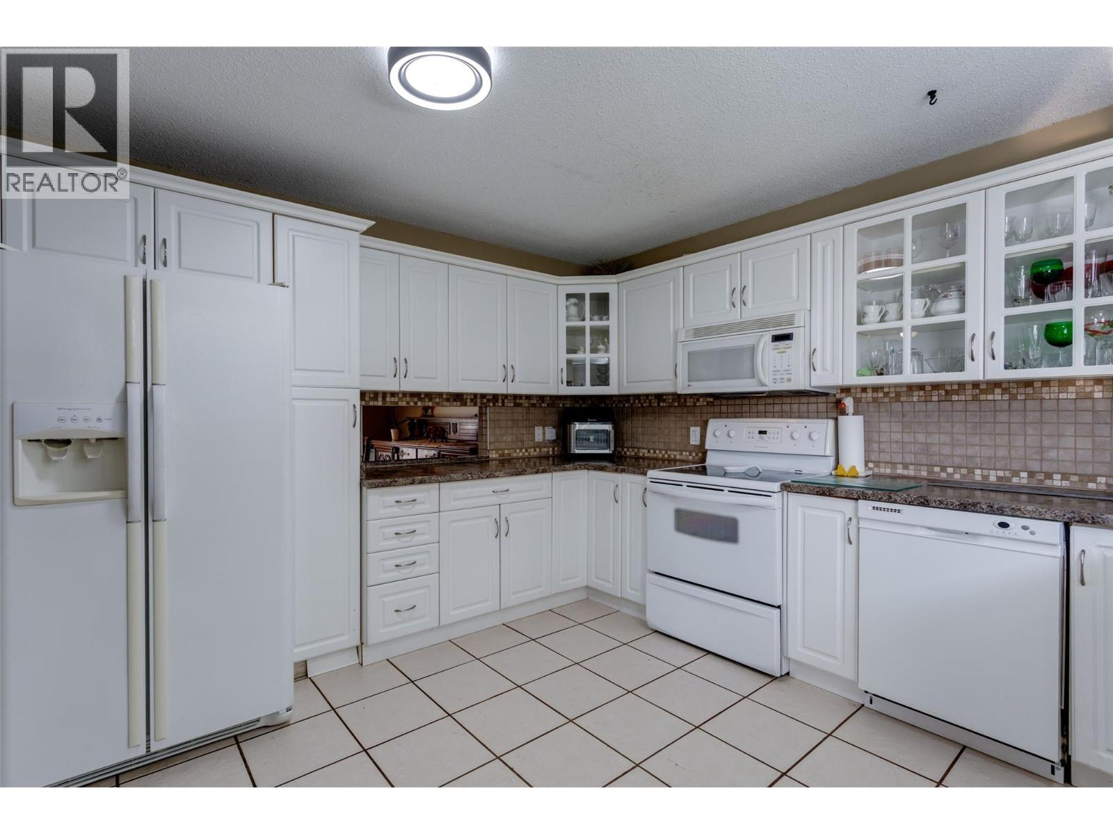 1710 Hollywood Road S. Kelowna, British Columbia