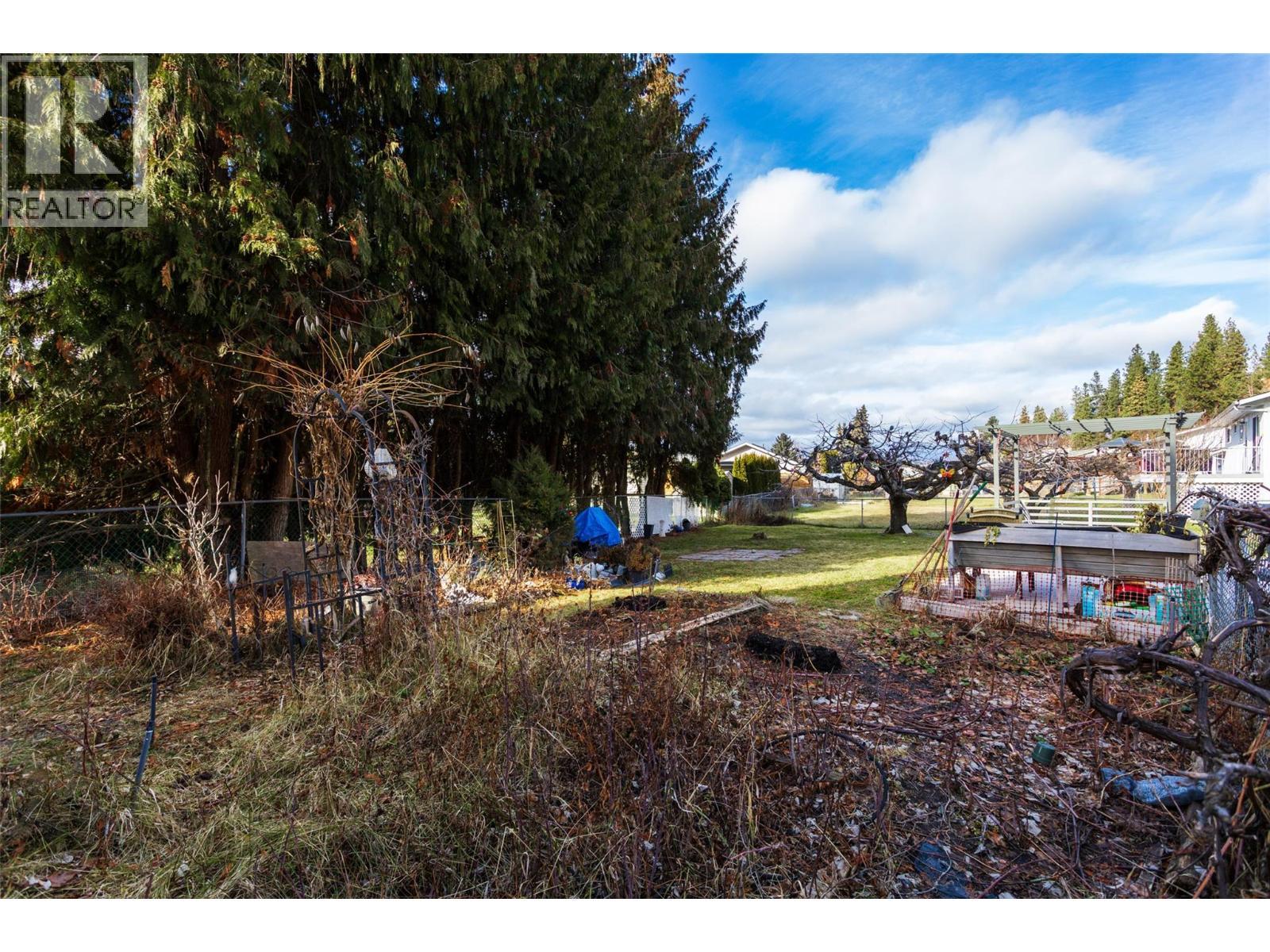 1710 Hollywood Road S. Kelowna, British Columbia