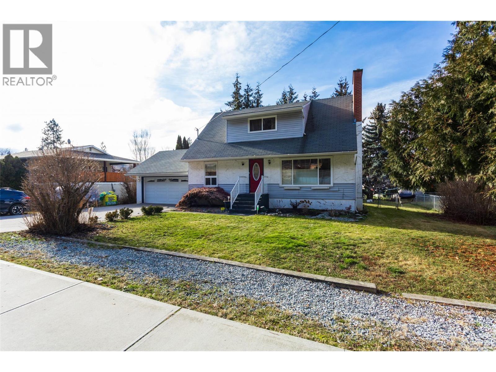 1710 Hollywood Road S. Kelowna, British Columbia