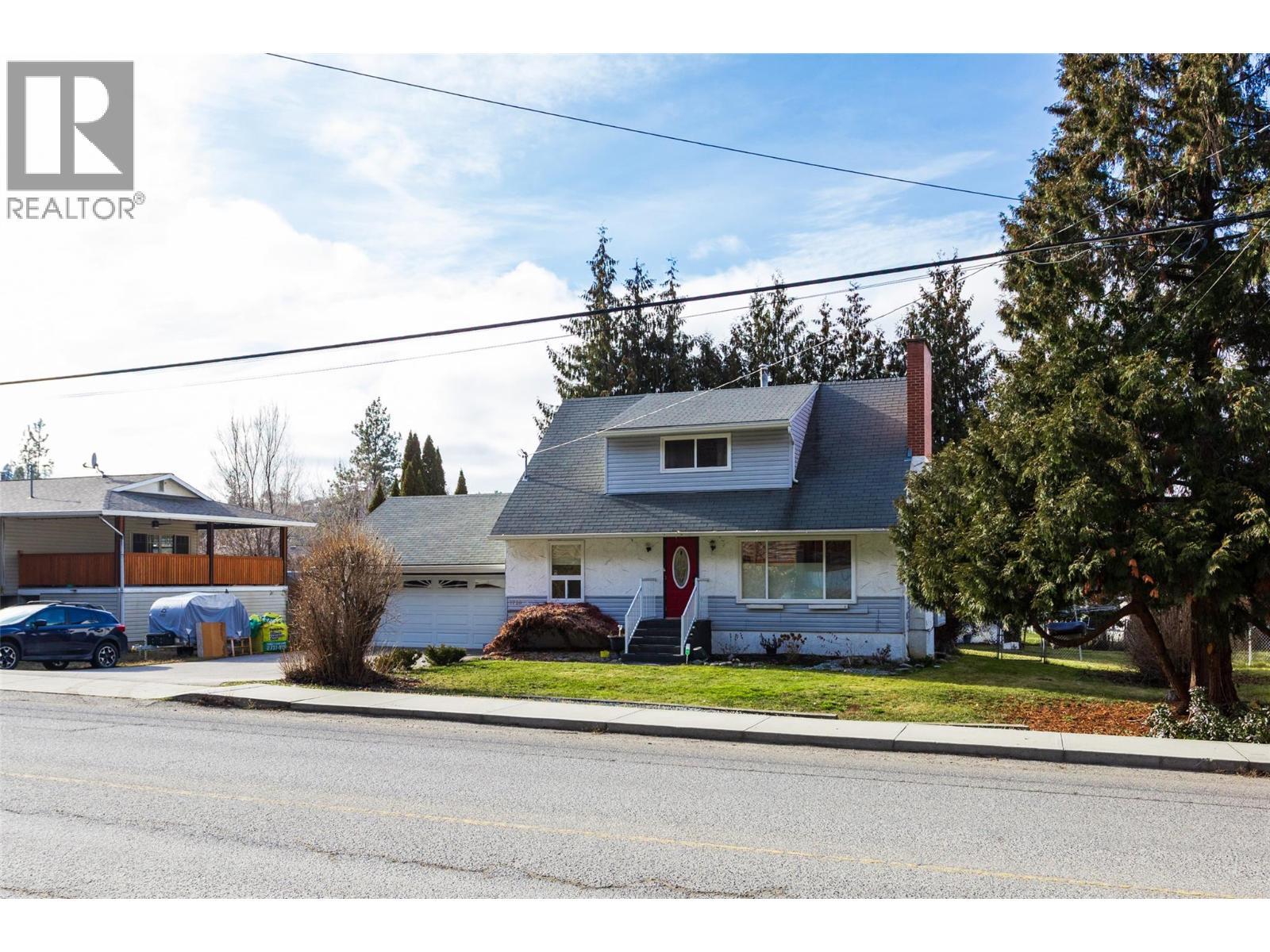 1710 Hollywood Road S. Kelowna, British Columbia