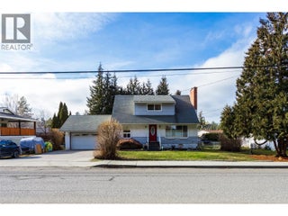 1710 Hollywood Road S. Kelowna, British Columbia