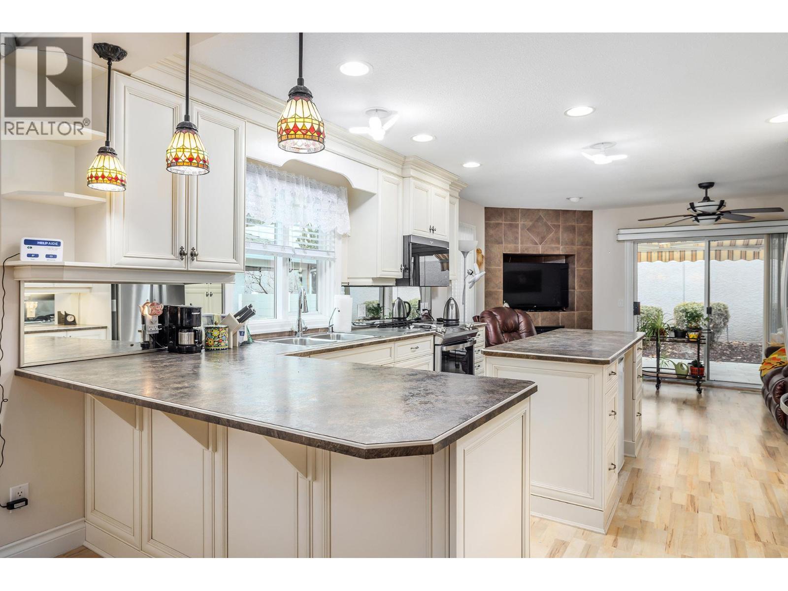 615 Glenmeadows Road Unit# 55. Kelowna, British Columbia