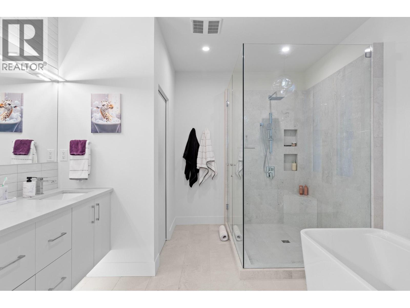 444 Sarsons Road. Kelowna, British Columbia