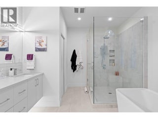 444 Sarsons Road. Kelowna, British Columbia