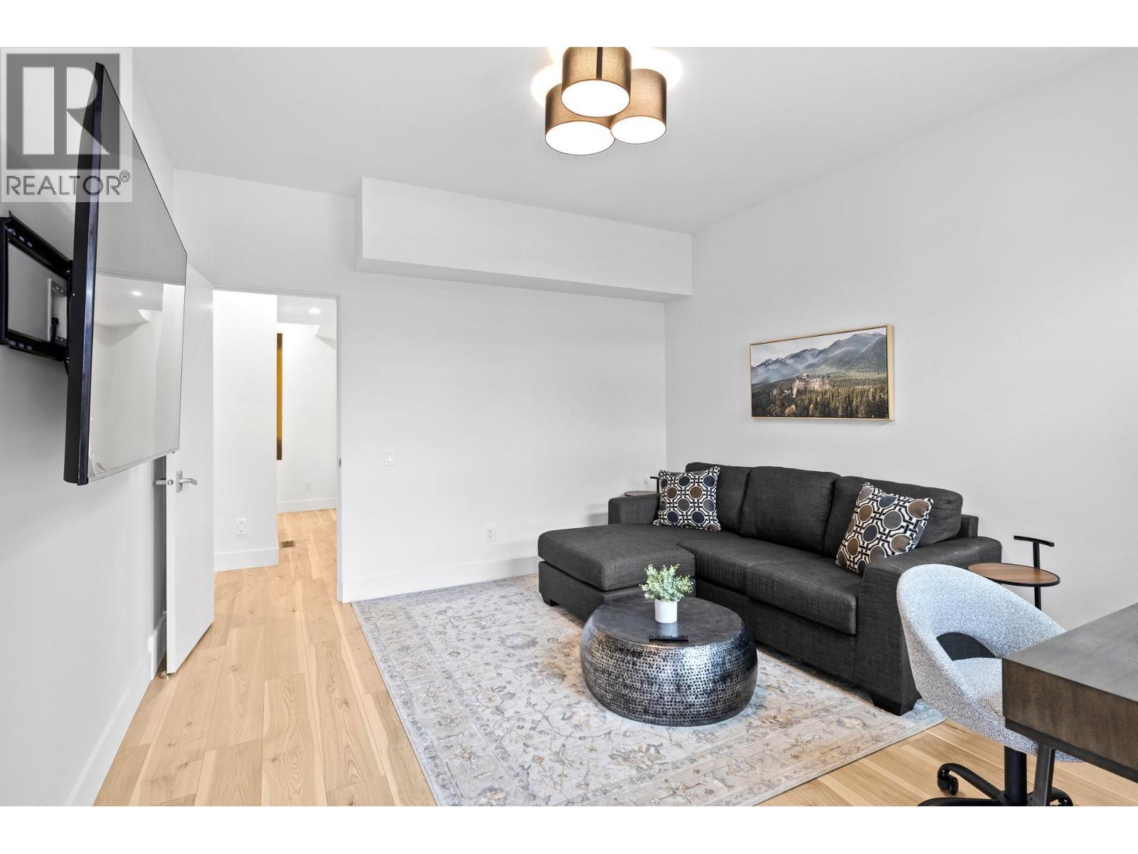 444 Sarsons Road. Kelowna, British Columbia