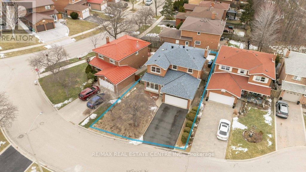 796 Buckingham Court, Mississauga (creditview)