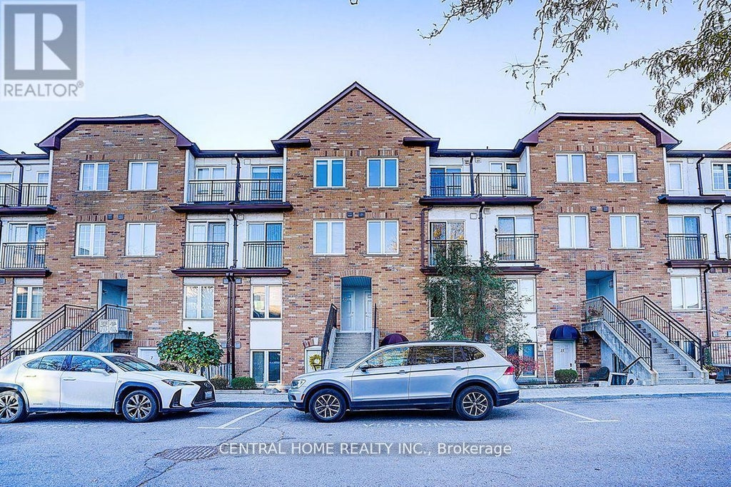 11 - 988 Sheppard Avenue W, Toronto (bathurst Manor)