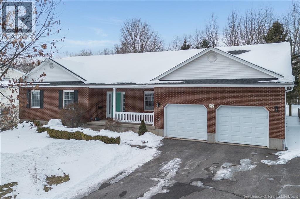 22 Lexington Lane, Fredericton