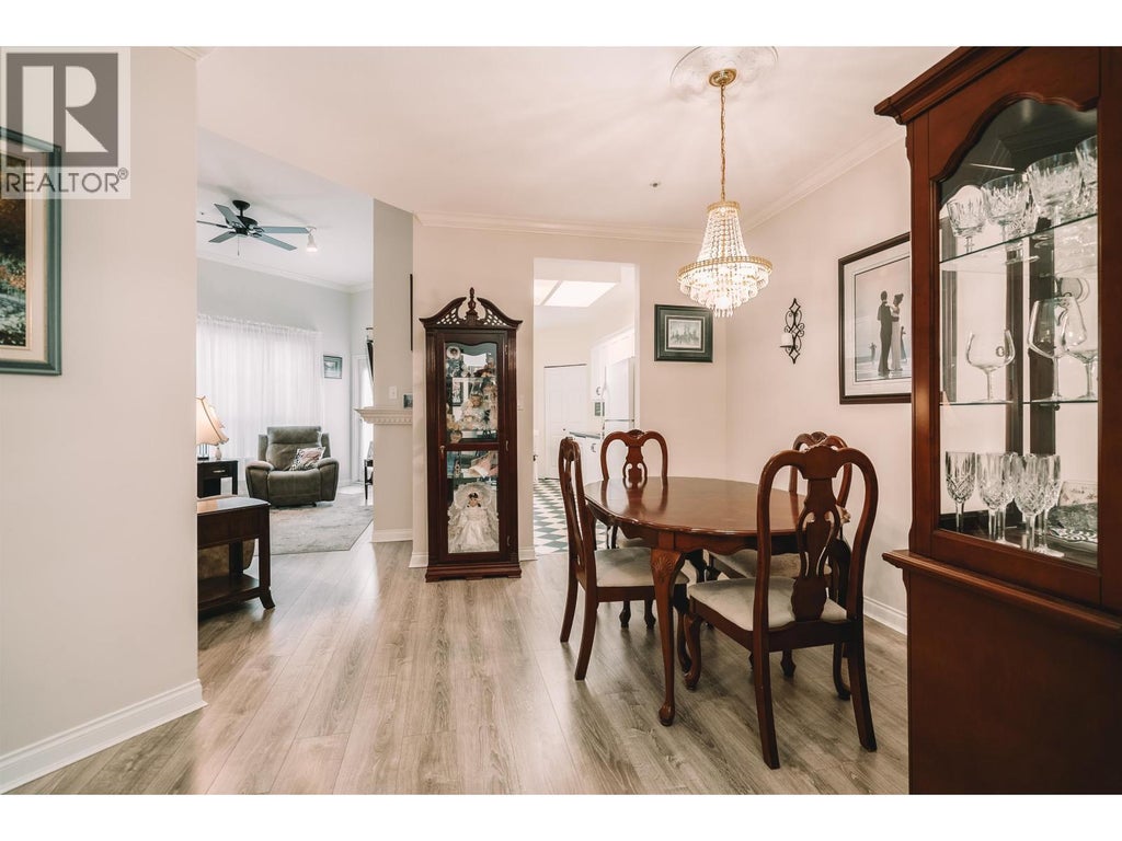 402 2995 Princess Crescent, Coquitlam