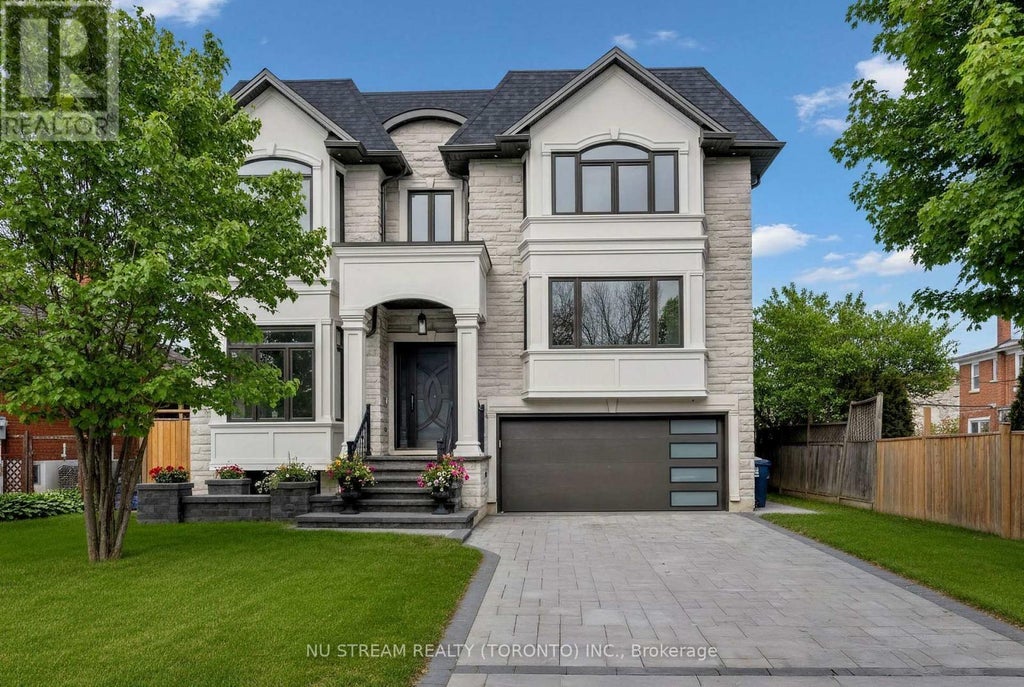 108 Abitibi Avenue, Toronto (newtonbrook East)