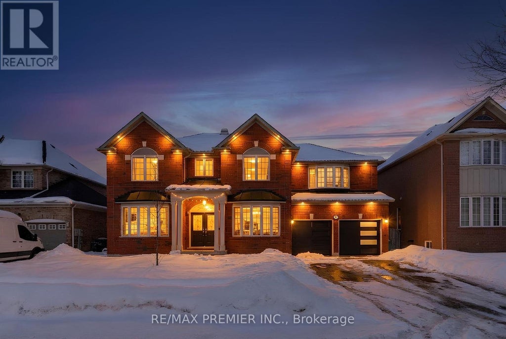 10 Pali Drive, Brampton (vales Of Castlemore)