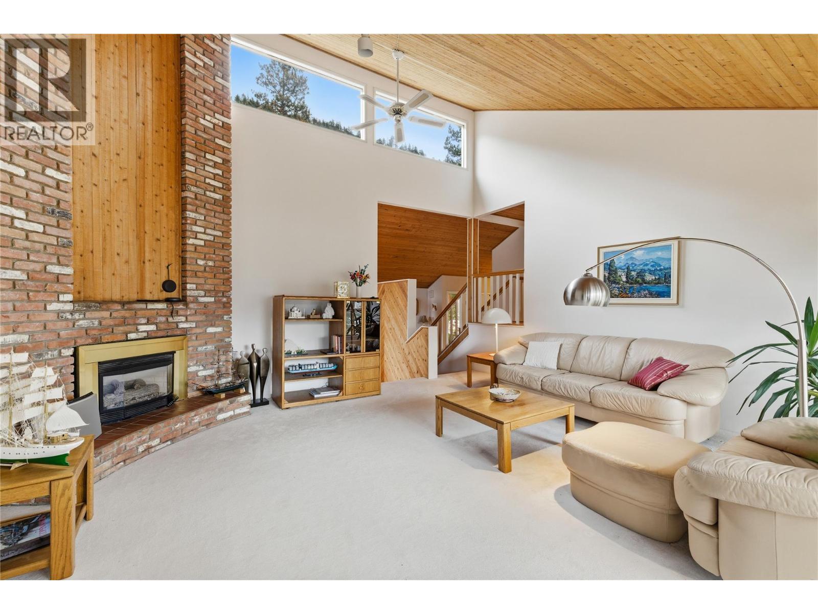 324 Clifton Road N. Kelowna, British Columbia