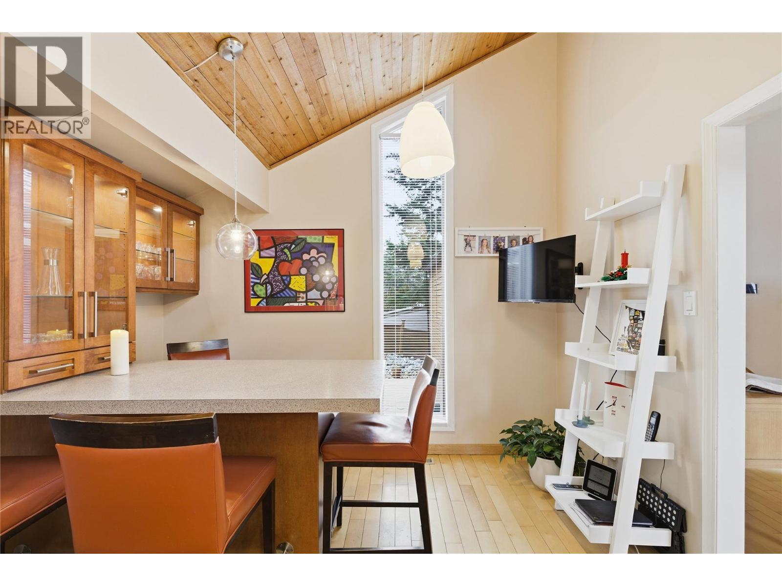 324 Clifton Road N. Kelowna, British Columbia