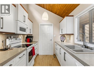 324 Clifton Road N. Kelowna, British Columbia