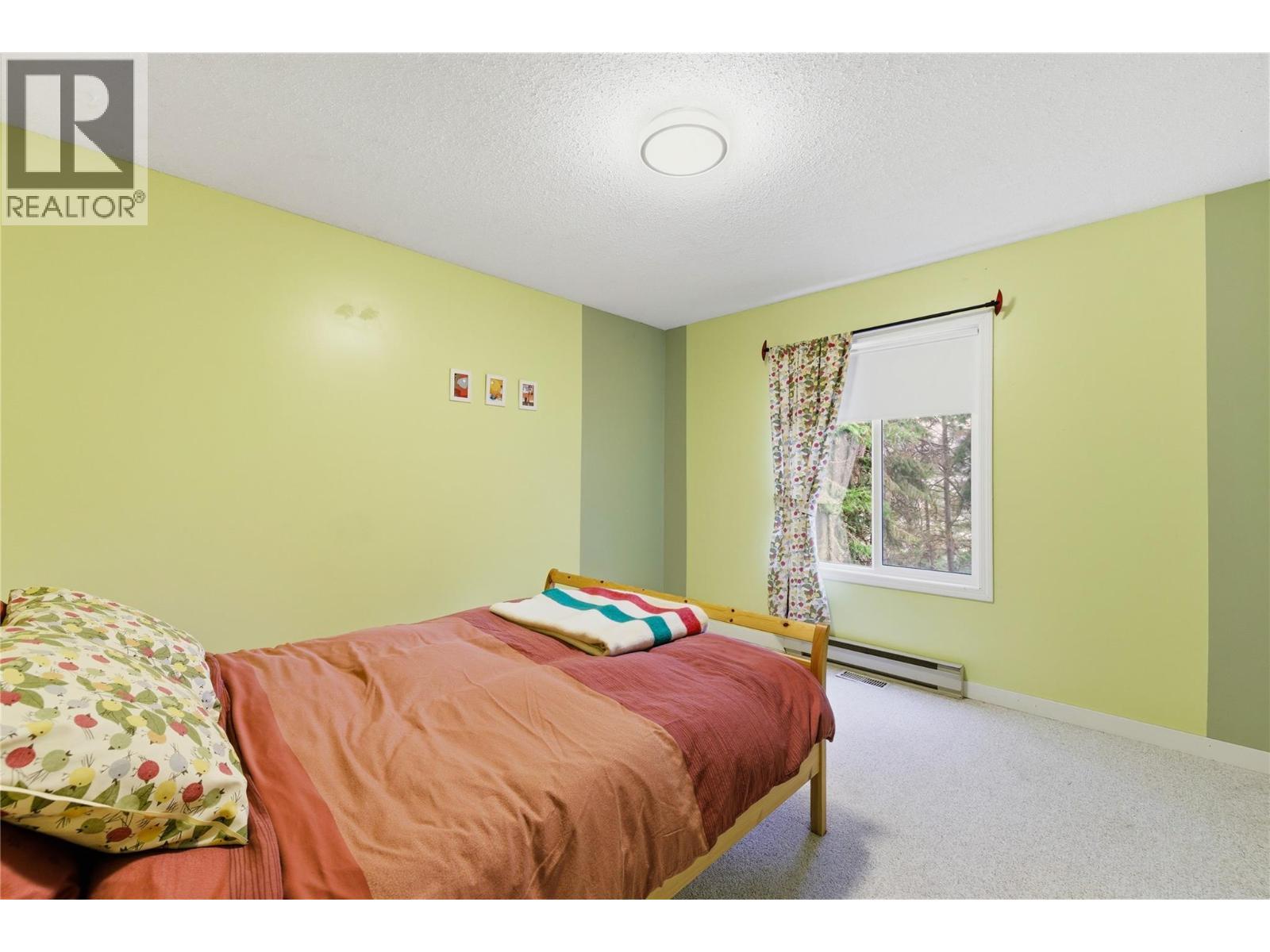 324 Clifton Road N. Kelowna, British Columbia