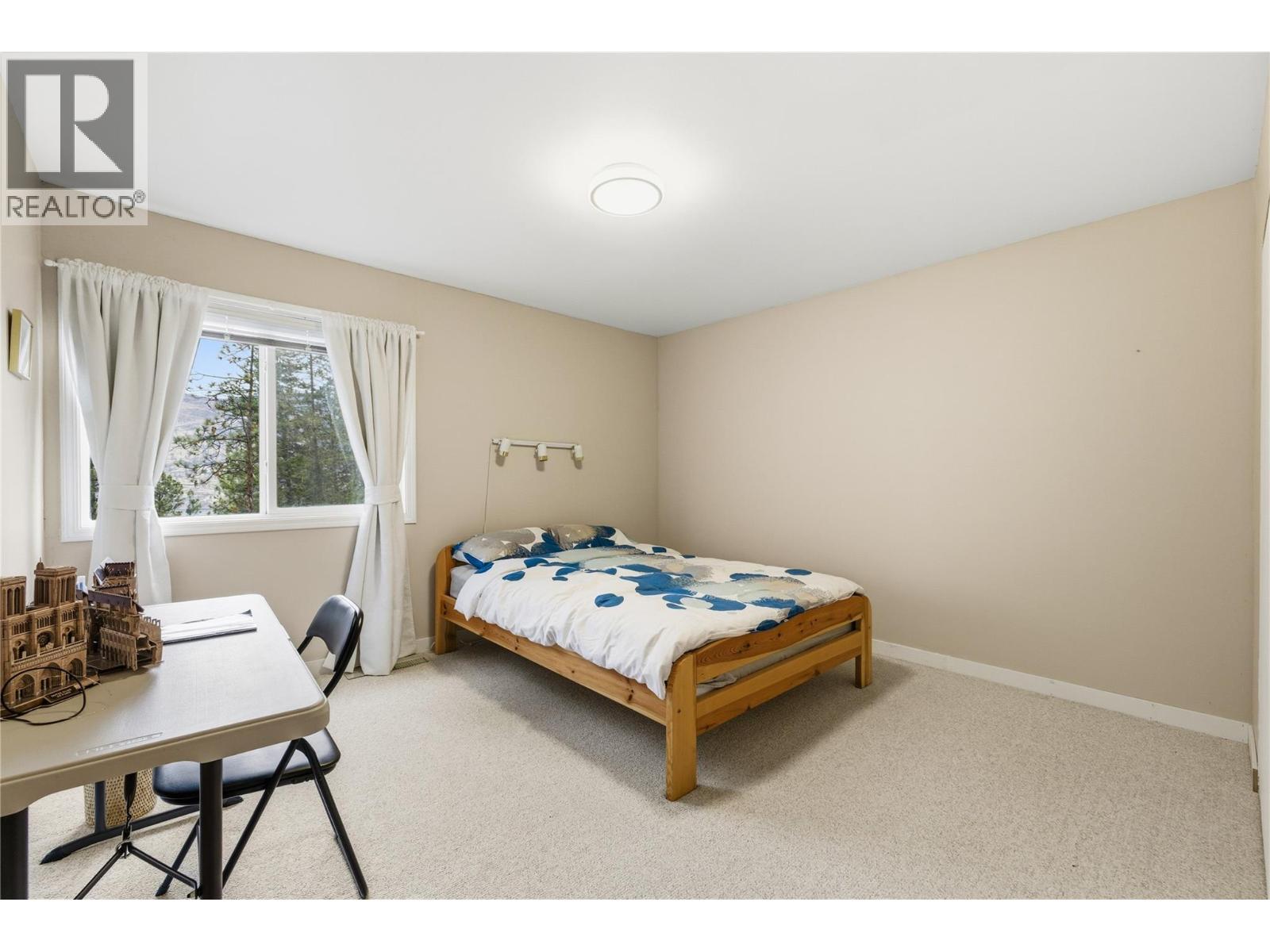 324 Clifton Road N. Kelowna, British Columbia