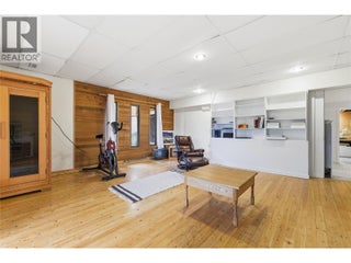 324 Clifton Road N. Kelowna, British Columbia