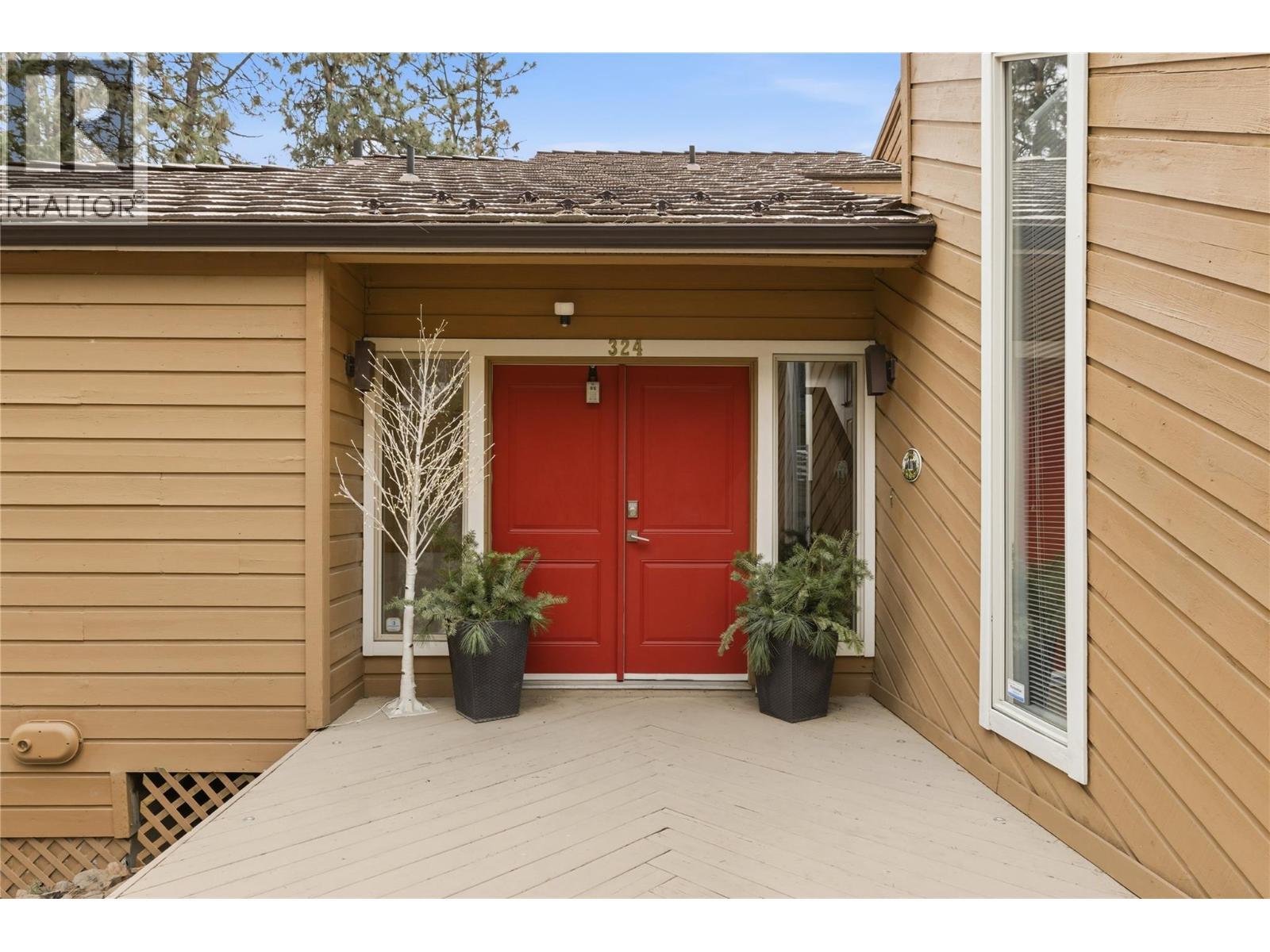 324 Clifton Road N. Kelowna, British Columbia