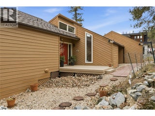 324 Clifton Road N. Kelowna, British Columbia