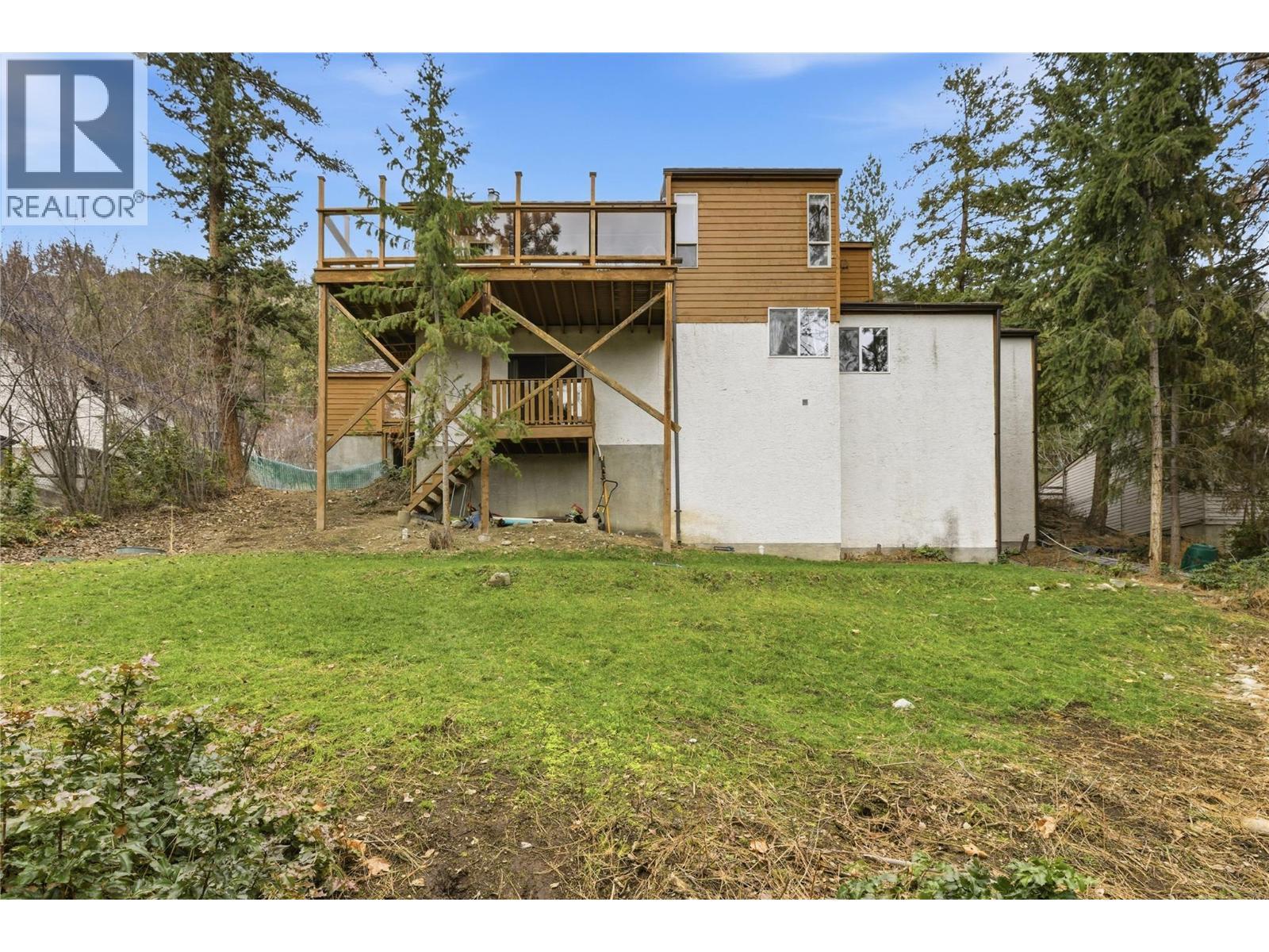 324 Clifton Road N. Kelowna, British Columbia