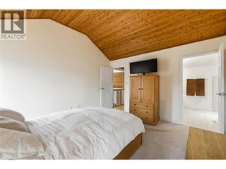 324 Clifton Road N. Kelowna, British Columbia