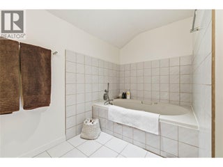 324 Clifton Road N. Kelowna, British Columbia