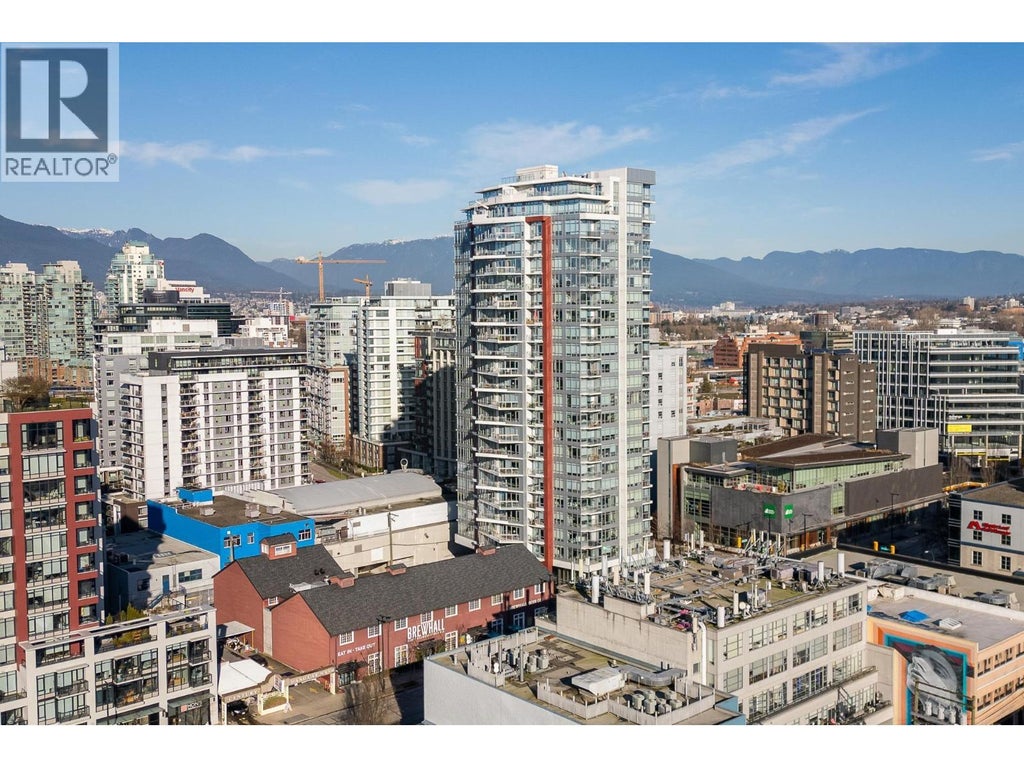 1702 1775 Quebec Street, Vancouver