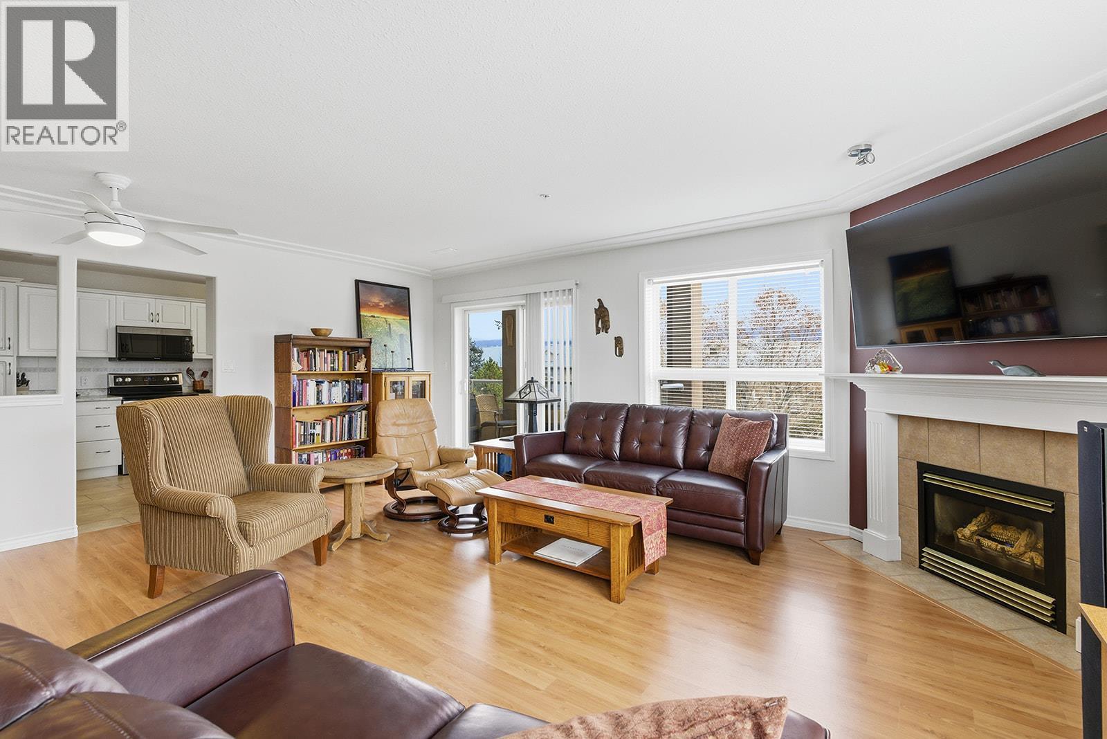 1966 Durnin Road Unit# 406. Kelowna, British Columbia