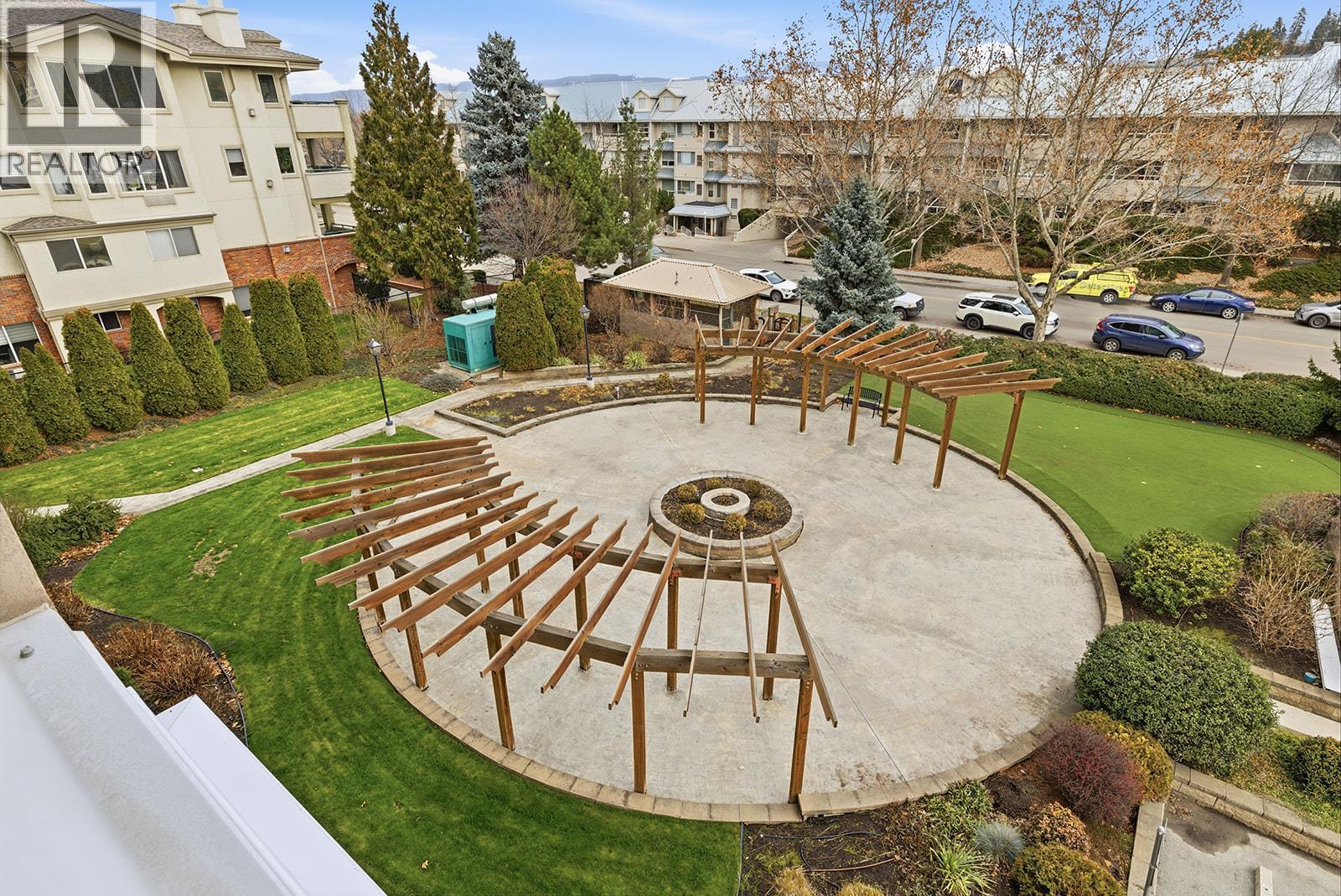 1966 Durnin Road Unit# 406. Kelowna, British Columbia