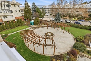 1966 Durnin Road Unit# 406. Kelowna, British Columbia