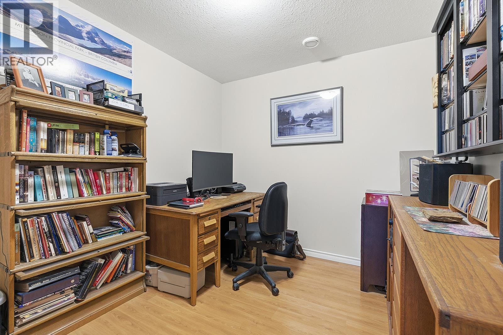 1966 Durnin Road Unit# 406. Kelowna, British Columbia