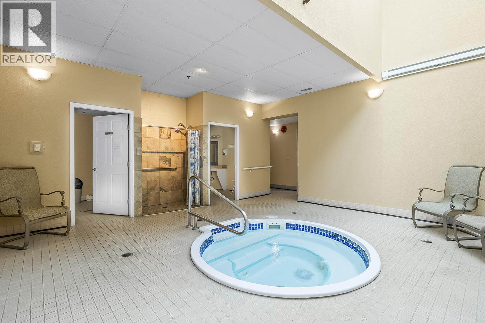 1966 Durnin Road Unit# 406. Kelowna, British Columbia