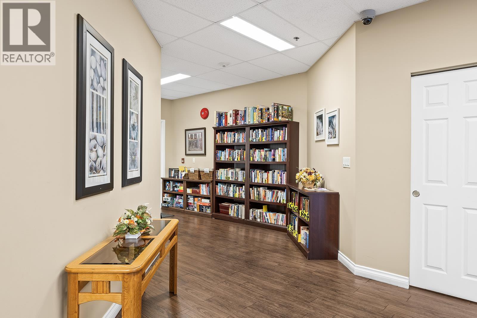 1966 Durnin Road Unit# 406. Kelowna, British Columbia