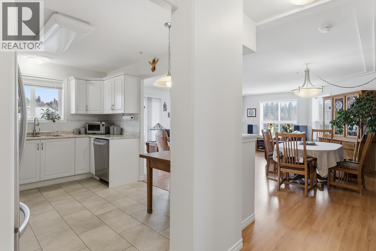 1966 Durnin Road Unit# 406. Kelowna, British Columbia