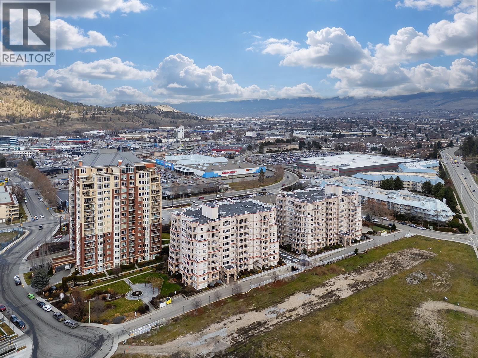 1966 Durnin Road Unit# 406. Kelowna, British Columbia