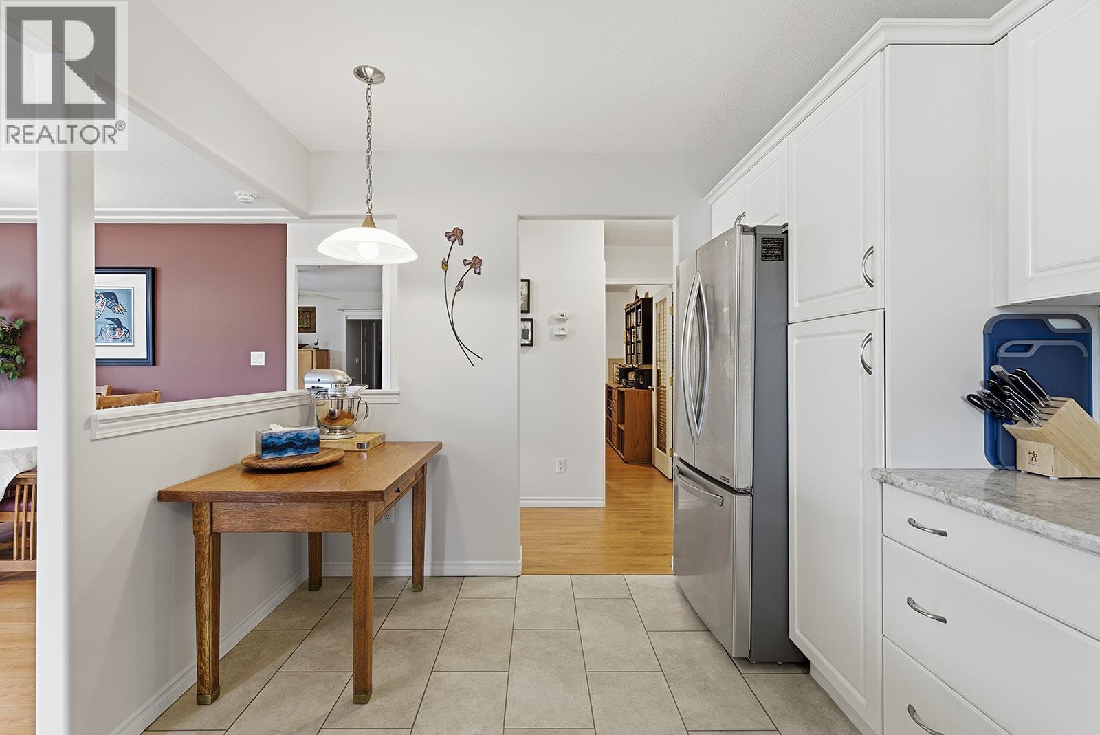 1966 Durnin Road Unit# 406. Kelowna, British Columbia